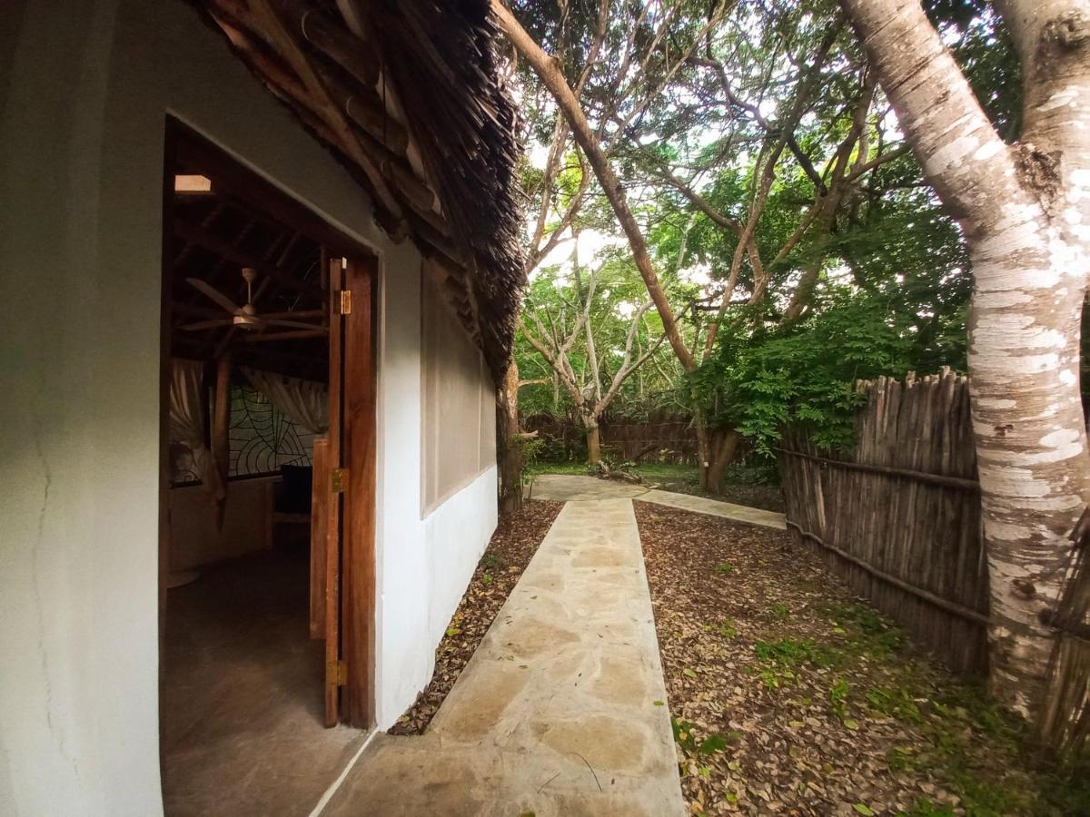 Watamu Beach Cottages B&B Eksteriør bilde